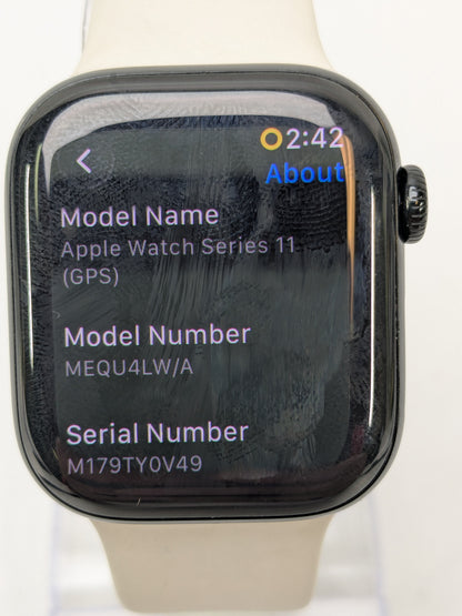 Apple Watch Series 11 GPS 42mm Jet Black Aluminum Starlight Sport Band MEQU4LW/A