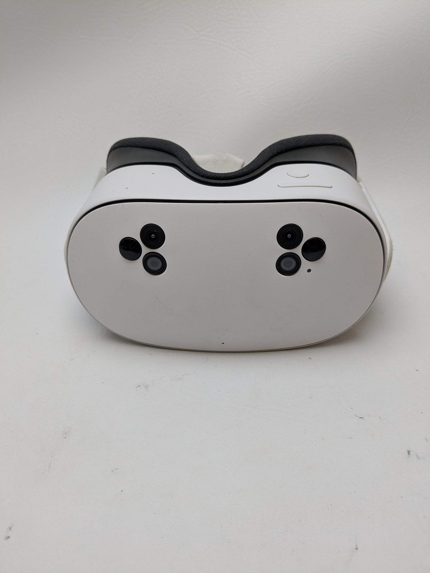 Meta Quest 3S 256GB Standalone All-in-One VR Headset P97