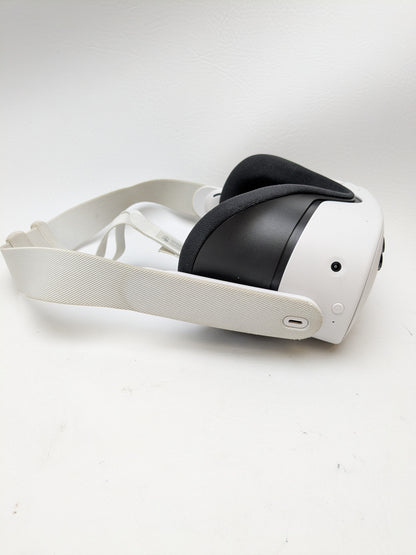 Meta Quest 3S 256GB Standalone All-in-One VR Headset P97