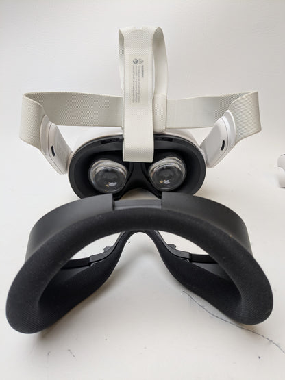 Meta Quest 3S 256GB Standalone All-in-One VR Headset P97