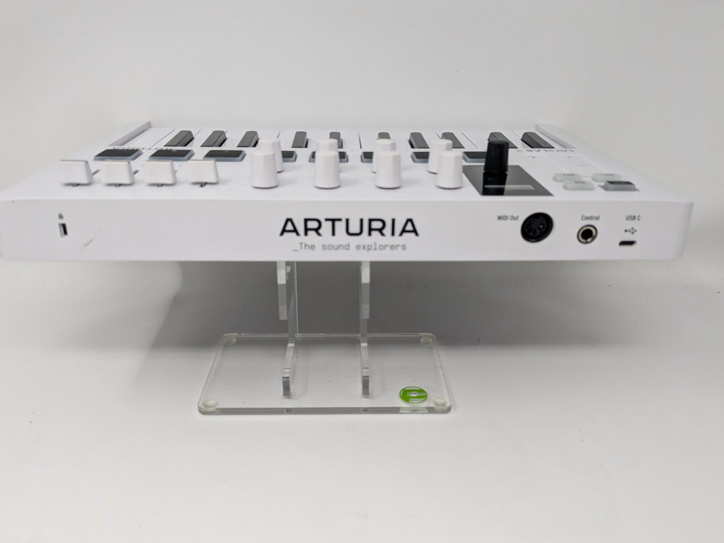 Arturia MiniLab 3 25-Key Synth MIDI Keyboard Controller White, Pads, USB-C