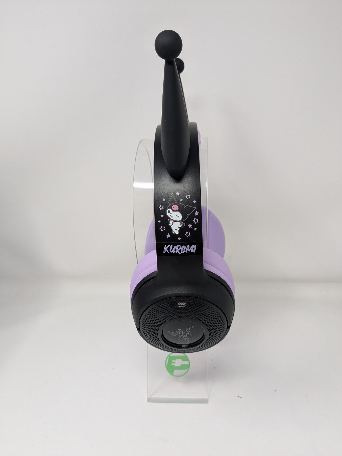 Razer Kraken Kitty V2 BT Wireless Gaming Headset Kuromi Edition Sanrio Purple
