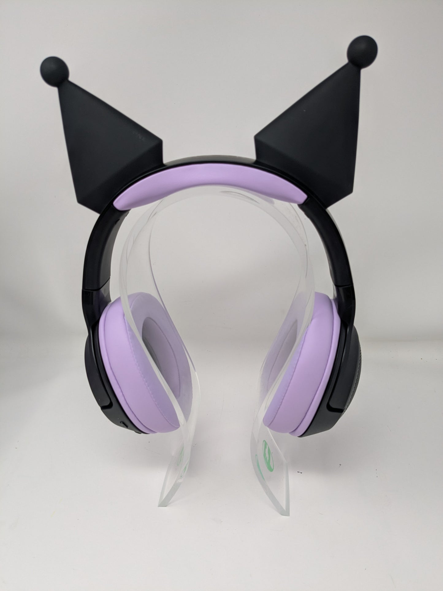 Razer Kraken Kitty V2 BT Wireless Gaming Headset Kuromi Edition Sanrio Purple
