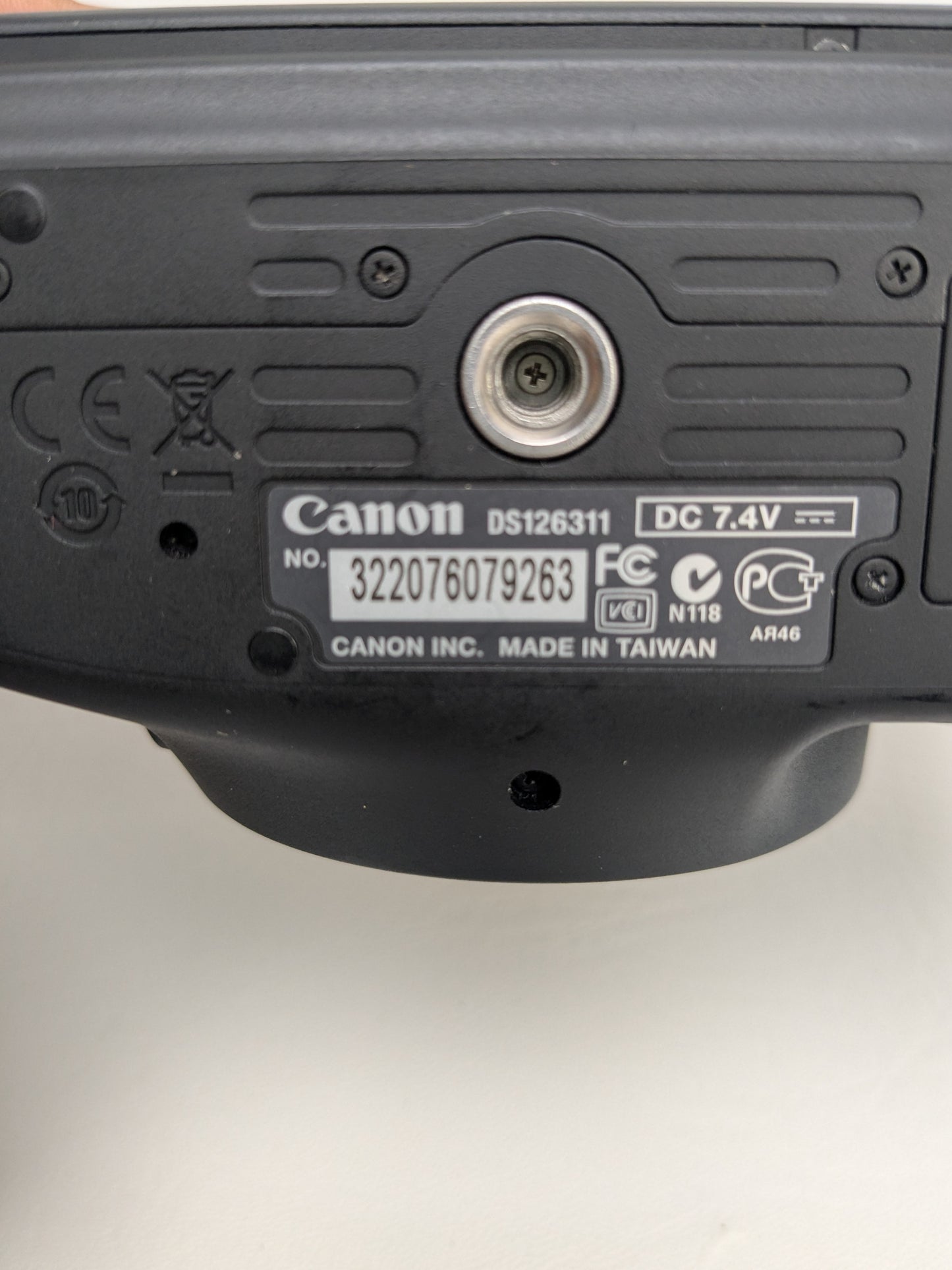 Canon EOS Rebel T3i 18.0MP Digital SLR DSLR Camera