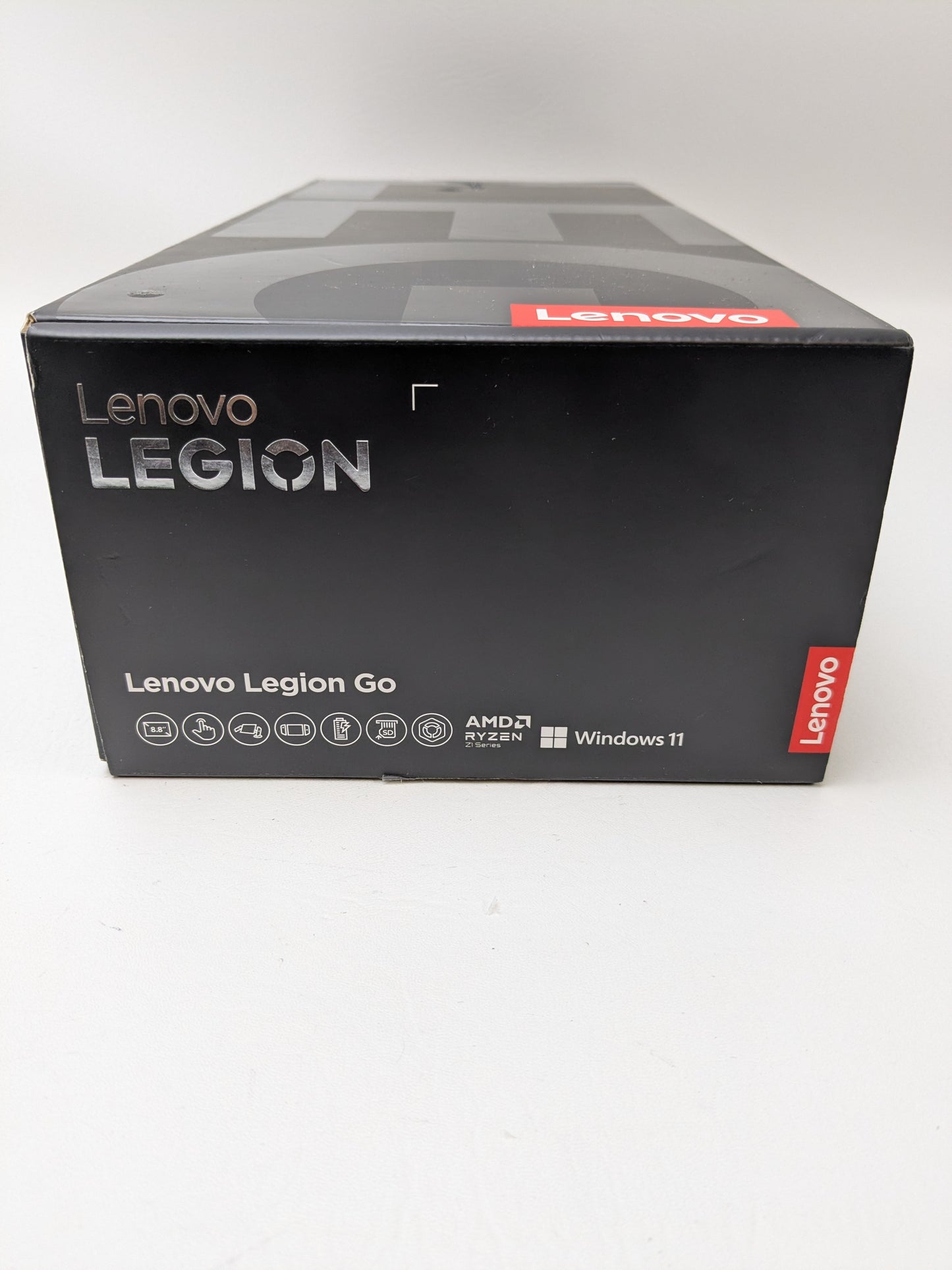 Lenovo Legion Go 8.8" AMD Ryzen Z1 Extreme 16GB RAM 1TB Shadow Black 83E1001YUS