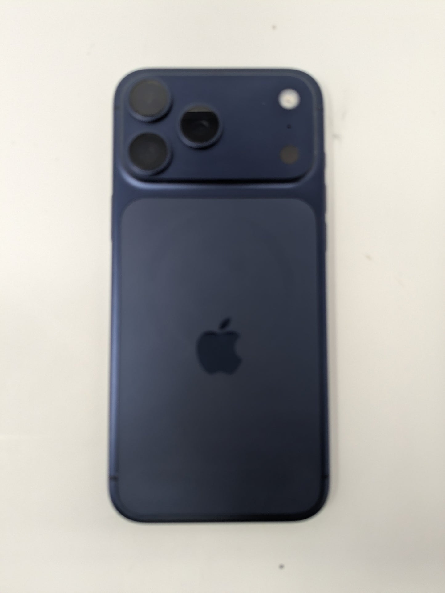 Factory Unlocked Apple iPhone 17 Pro 256GB Deep Blue MG7M4LL/A