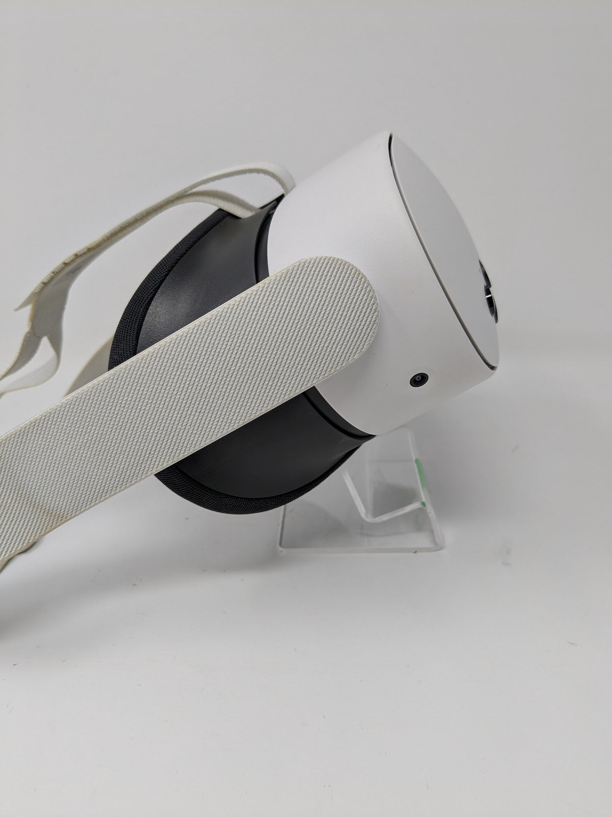 Meta Quest 3 128GB Standalone All-in-One VR Headset S3A