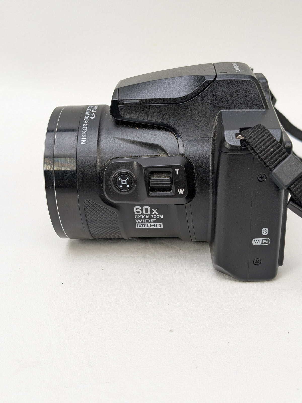 Nikon COOLPIX B600 16.0 MP Compact Digital Camera Black 