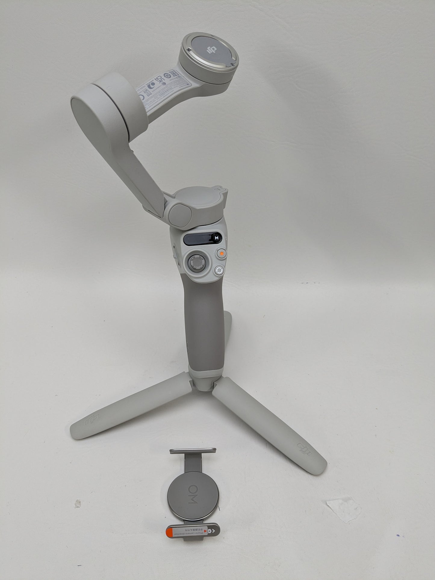 DJI Osmo Mobile SE Gimbal 3-Axis Portable Smartphone Stabilizer