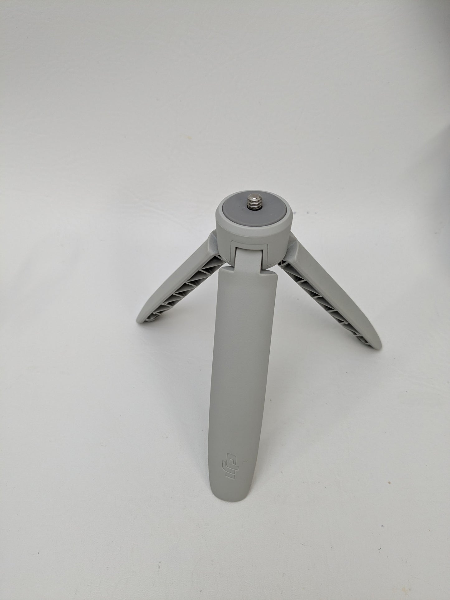 DJI Osmo Mobile SE Gimbal 3-Axis Portable Smartphone Stabilizer
