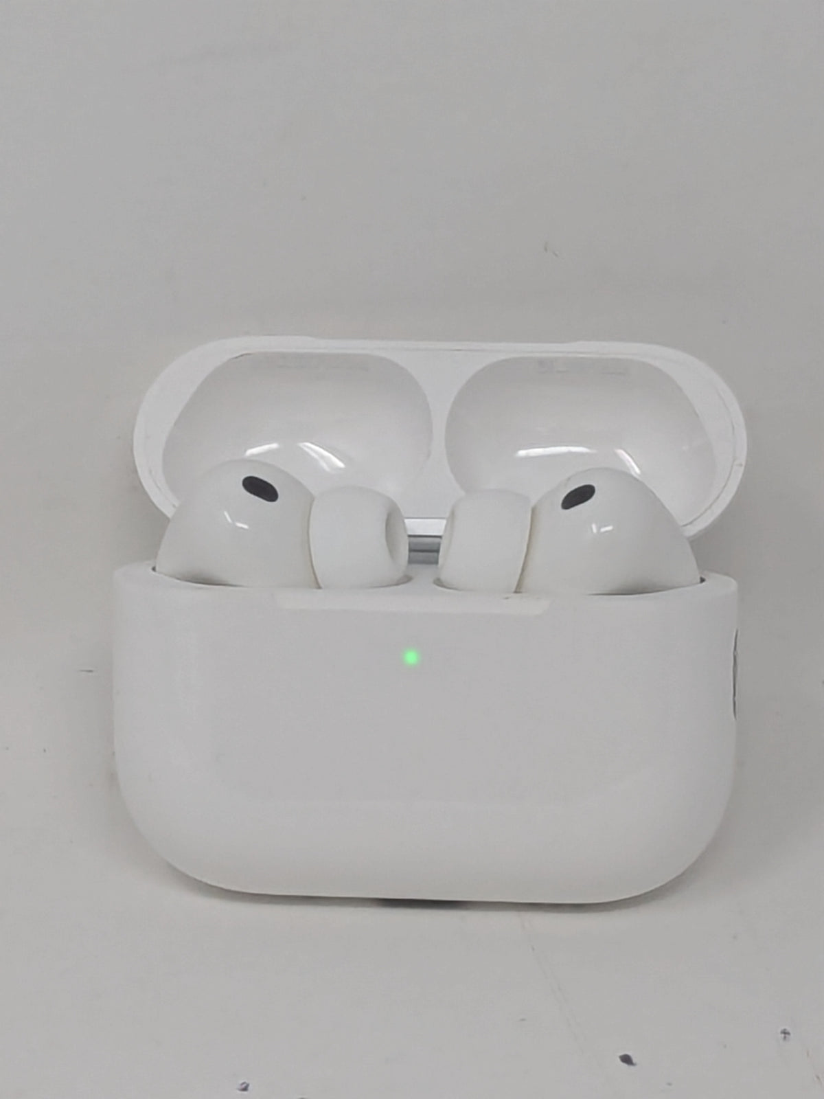 Apple AirPods Pro 3rd Gen with MagSafe Charging Case A3064 A3063 A3122 MFHP4LL/A
