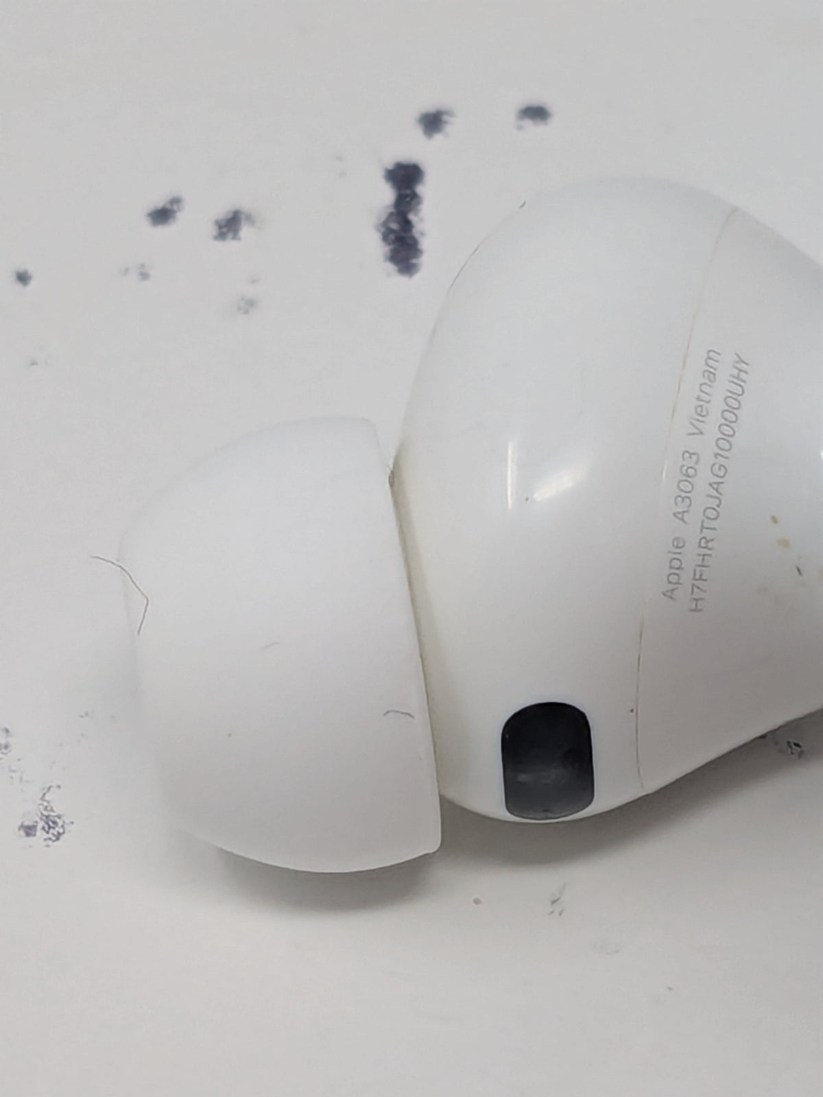 Apple AirPods Pro 3rd Gen with MagSafe Charging Case A3064 A3063 A3122 MFHP4LL/A