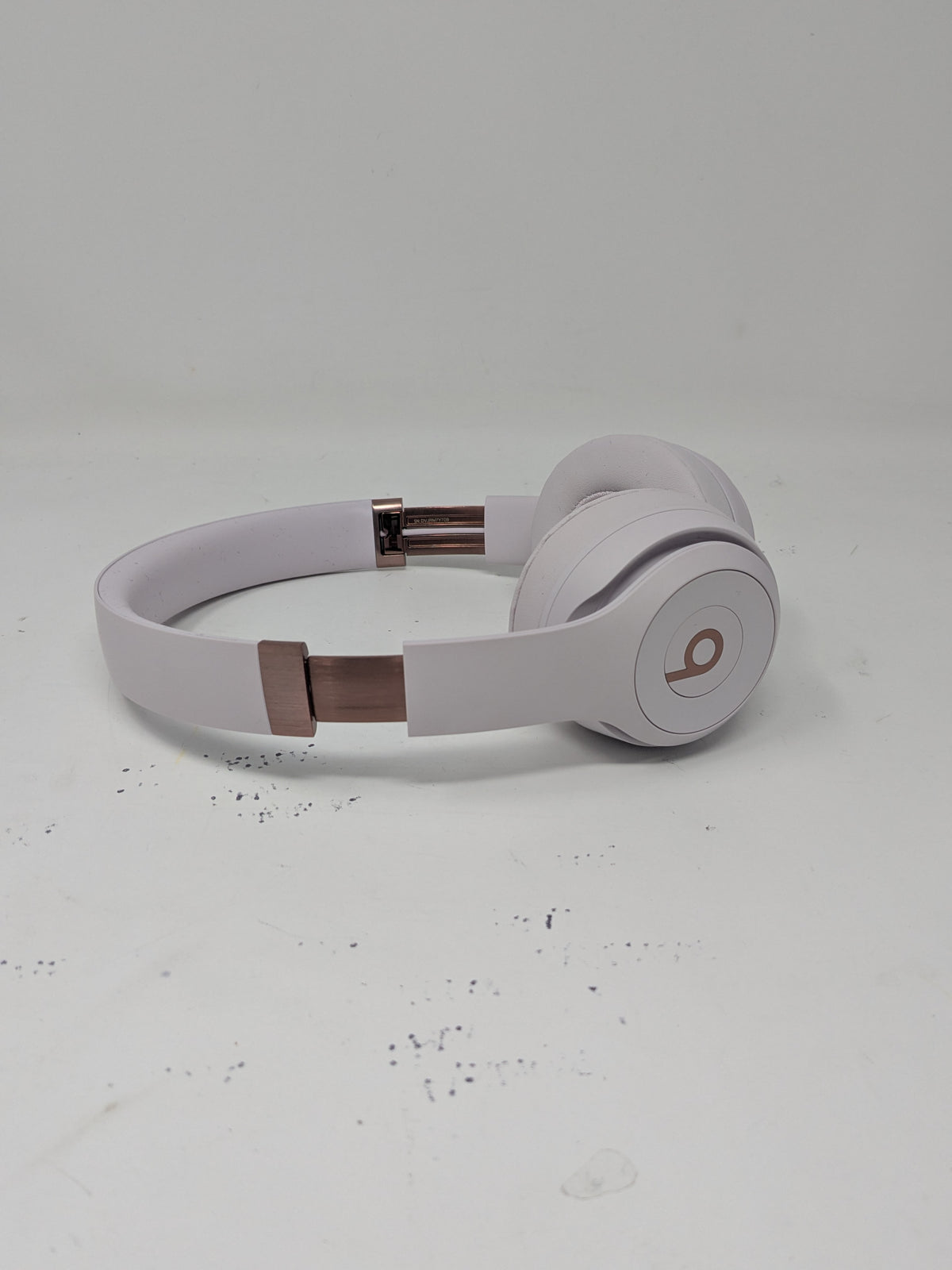 Beats Solo 4 Bluetooth Wireless on-Ear Headphones Cloud Pink
