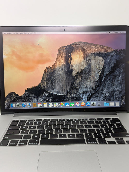 2014 Apple MacBook Air 15" i7 2.2GHz 16GB RAM 250GB SSD Silver A1398